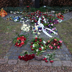 2018. Torbens bisættelse blomster 13. dec.